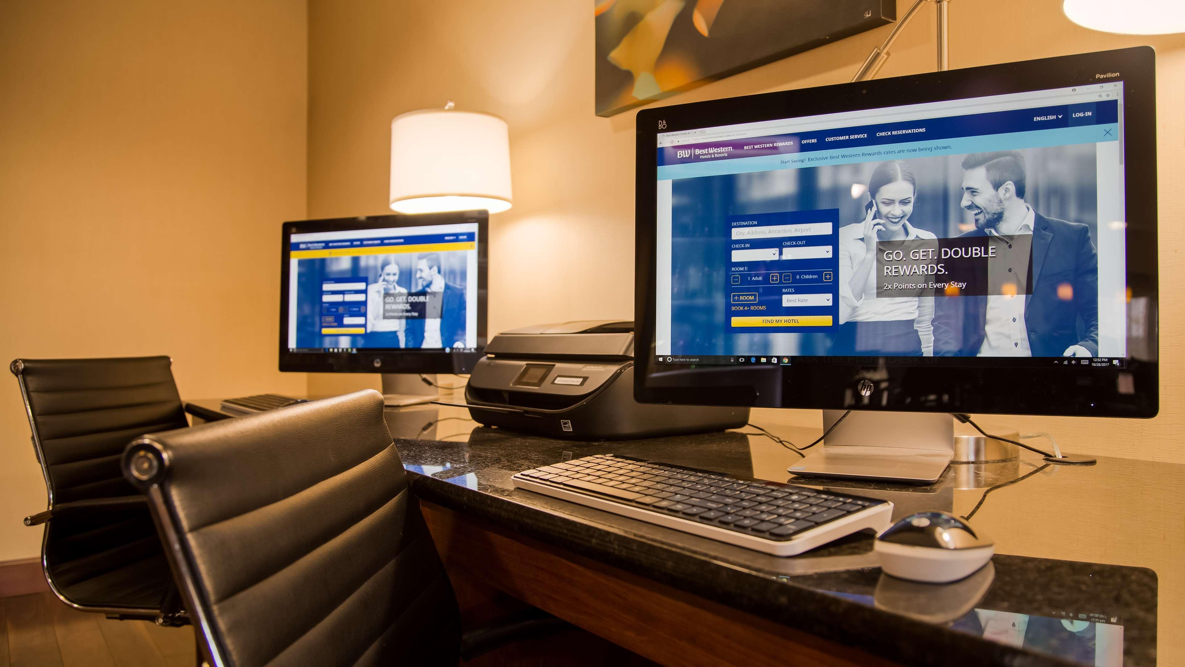 Best Western Delta Inn Ефингам Екстериор снимка