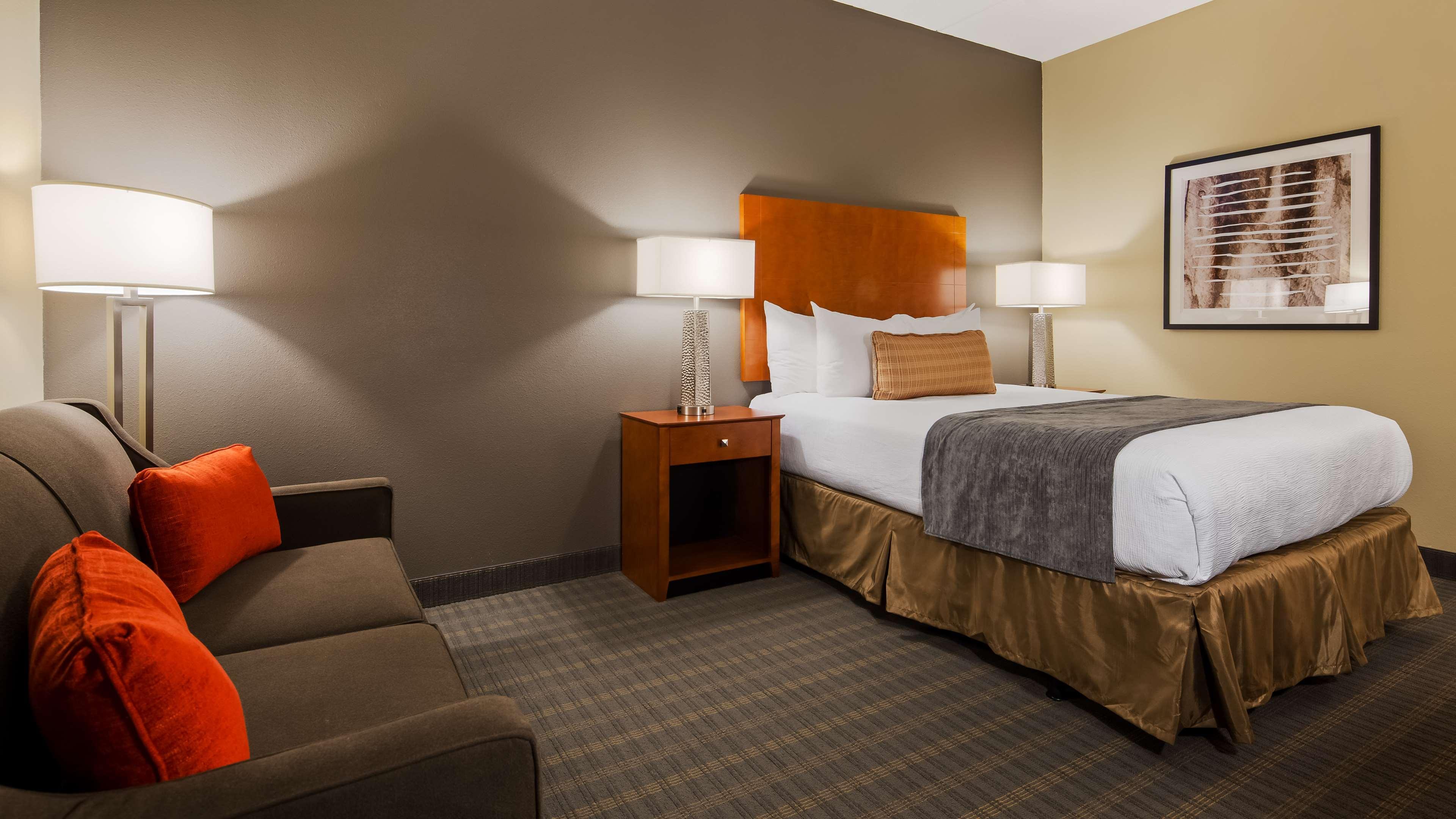 Best Western Delta Inn Ефингам Екстериор снимка